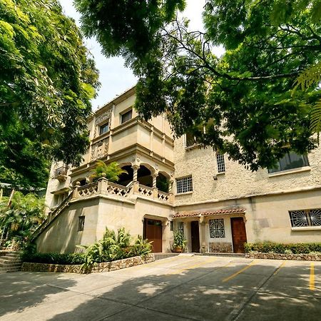 Hotel Stein Colonial カリ エクステリア 写真