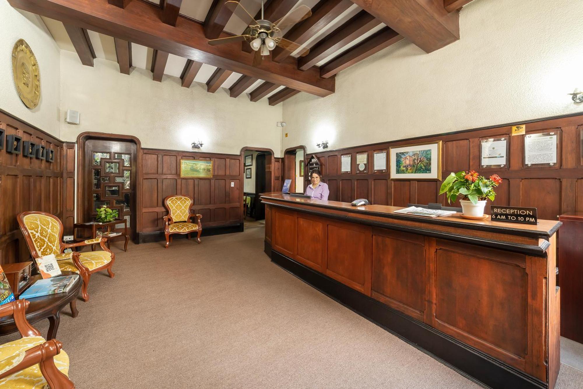 Hotel Stein Colonial カリ エクステリア 写真