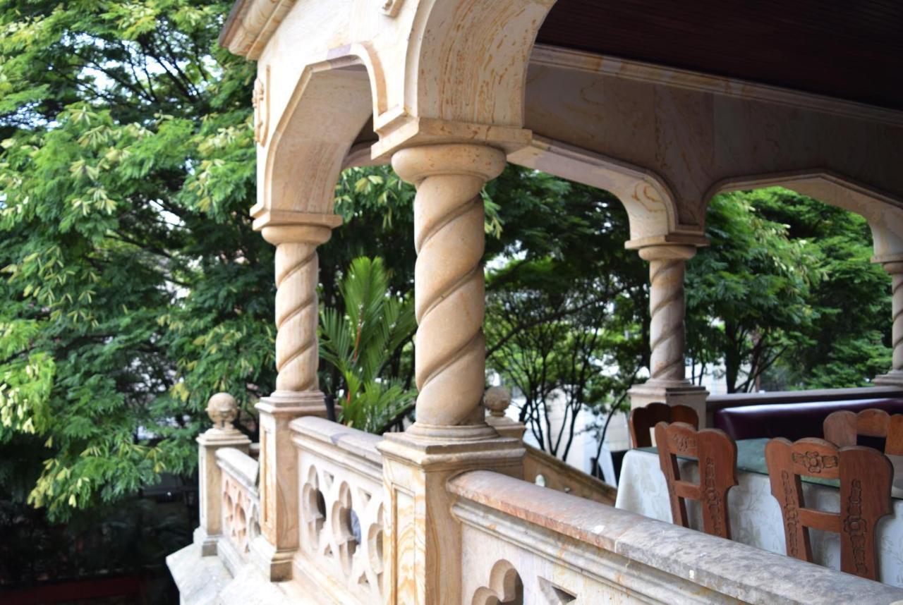 Hotel Stein Colonial カリ エクステリア 写真